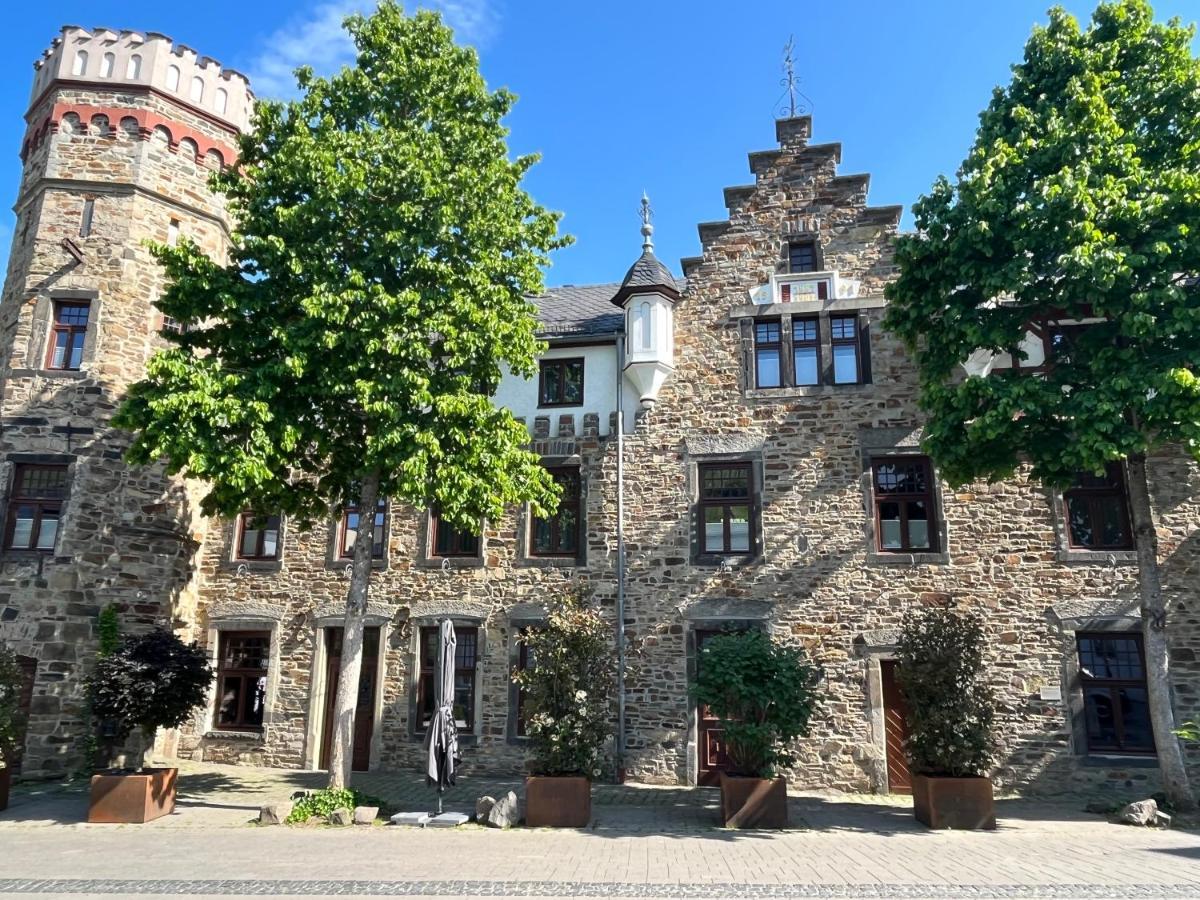 Boutiquehotel Burg Adenbach & Alter Weinbau Bad Neuenahr-Ahrweiler Exterior photo